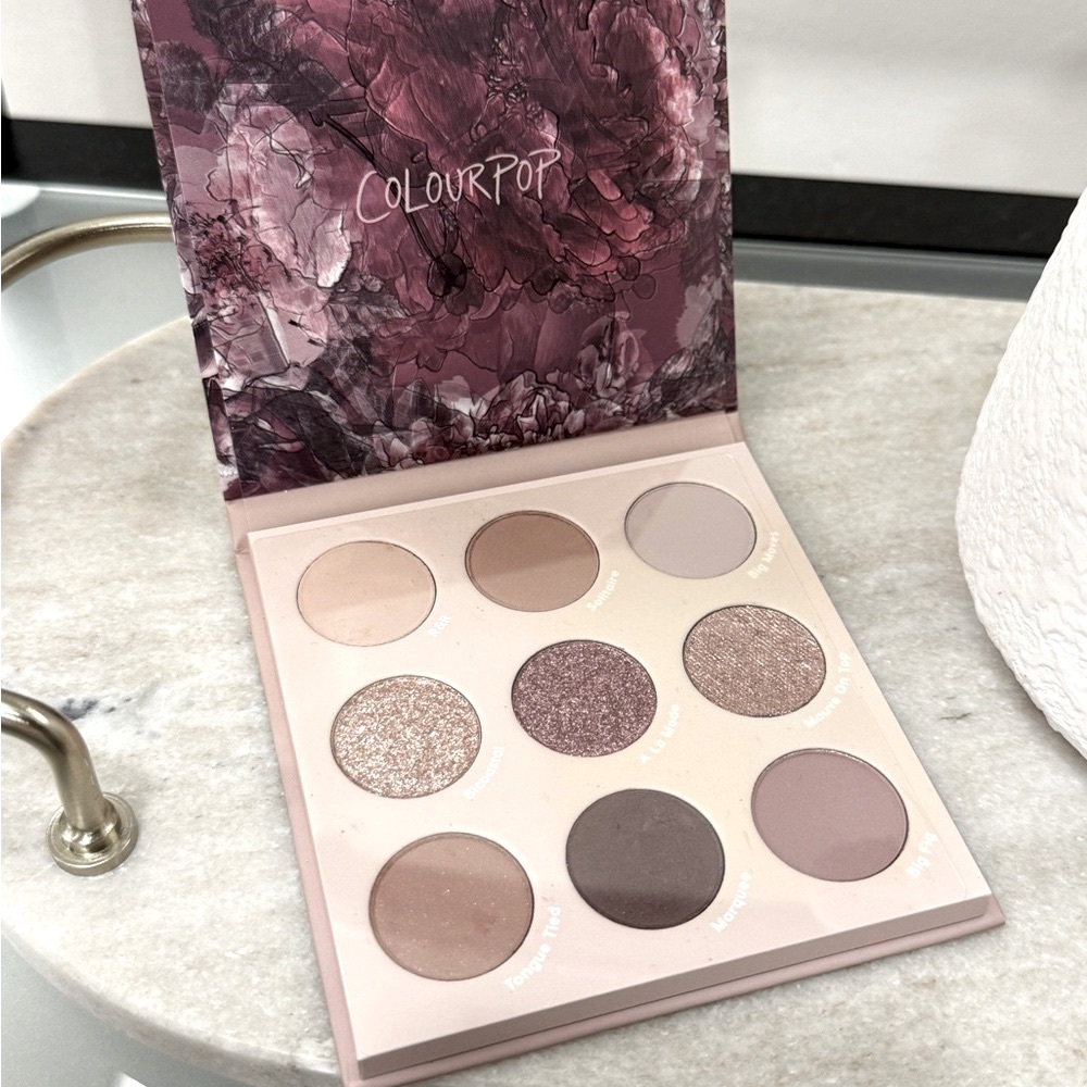 ColourPop Making Mauves Palette with Rich Plum Hues - Picture 3 of 3